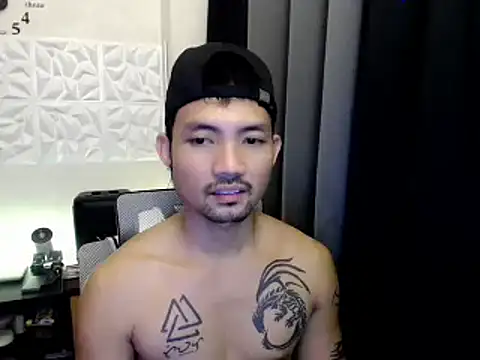 Snapshot of Thefriskyasian chatting on October 2, 3:15 pm Thefriskyasian online show from October 2, 3:15 pm