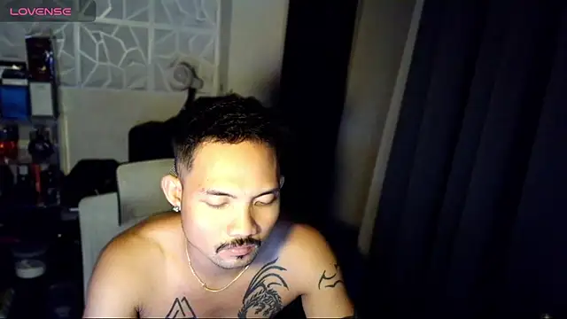 Thefriskyasian online show from November 18, 5:49 pm