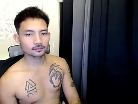 Snapshot of Thefriskyasian chatting on November 4, 11:08 pm Thefriskyasian online show from November 4, 11:08 pm