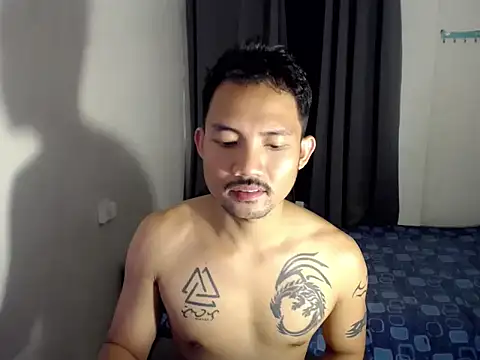 Thefriskyasian online show from April 4, 10:11 am