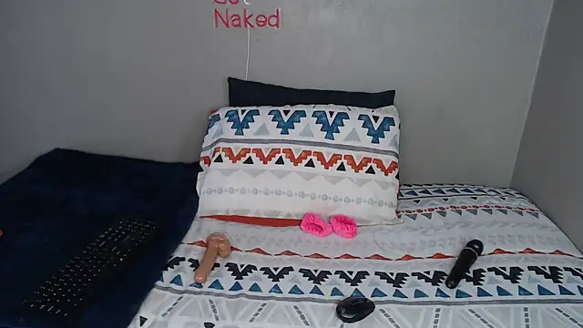 Lunalee online show from November 20, 9:43 am