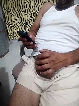 Desiandaj online show from February 4, 6:25 pm