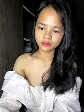 Hana-44 online show from December 3, 8:30 pm