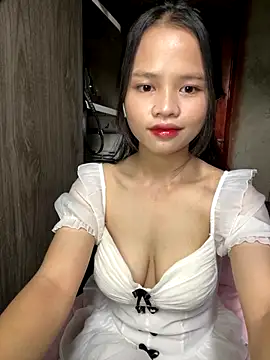 Snapshot of Hana-44 chatting on October 22, 1:27 am Hana-44 online show from October 22, 1:27 am