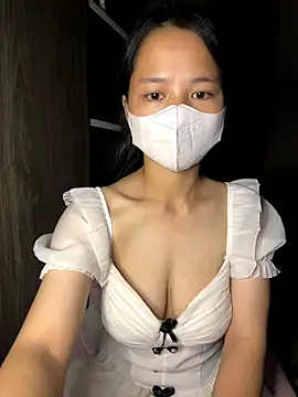 Snapshot of Hana-44 chatting on November 7, 6:34 pm Hana-44 online show from November 7, 6:34 pm