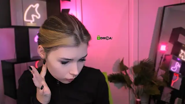 lily morty online show from December 1, 7:26 pm