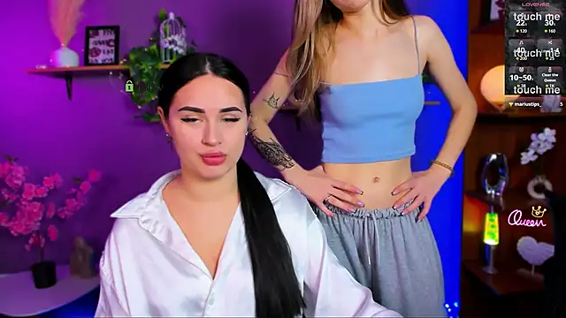 lily morty online show from April 22, 9:32 pm