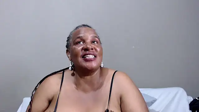 GrandBustyMelon online show from March 31, 5:53 am