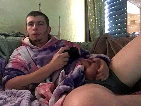 Snapshot of coupleamateurfun23 chatting on October 5, 9:33 am coupleamateurfun23 online show from October 5, 9:33 am