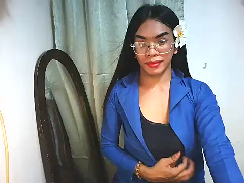 Snapshot of _karie chatting on October 10, 5:14 pm karie online show from October 10, 5:14 pm