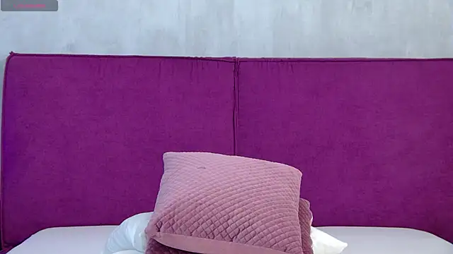 KandyCosse online show from October 2, 5:55 am