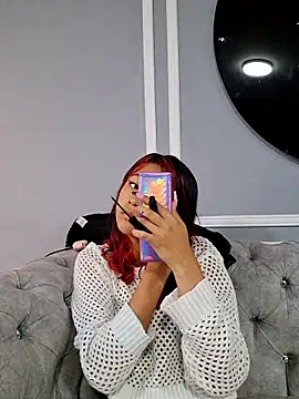 Aria Joness  online show from November 12, 12:20 pm