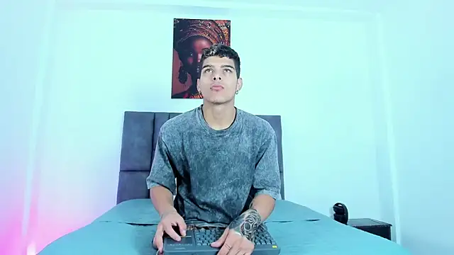 wyatt 3 online show from November 14, 11:47 am