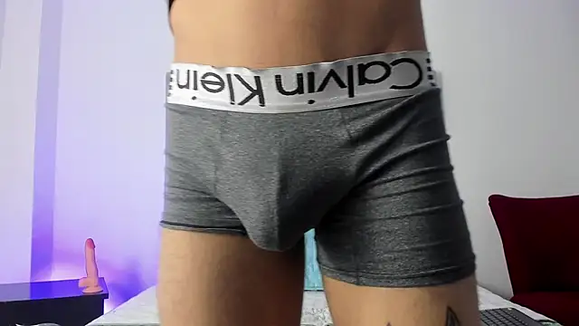 wyatt 3 online show from November 27, 11:43 am