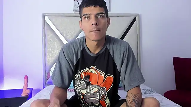 wyatt 3 online show from November 28, 12:05 pm