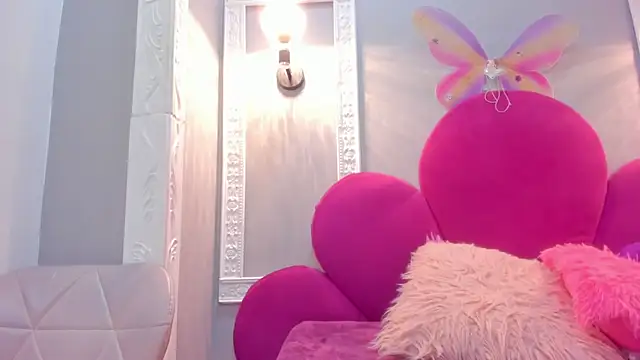 Saammy 17 online show from November 13, 8:35 pm