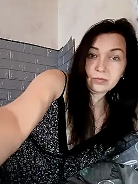 DanaNeon online show from May 4, 11:02 am