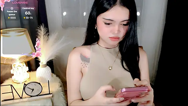 wildest fantasy online show from May 22, 4:49 pm