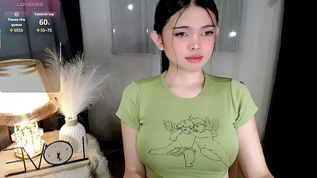 wildest fantasy online show from March 25, 11:47 pm