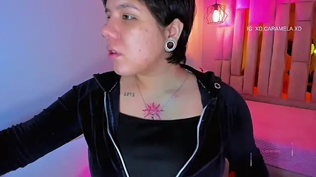 Snapshot of Melissa_Adamsx chatting on November 18, 11:24 am Melissa Adamsx online show from November 18, 11:24 am