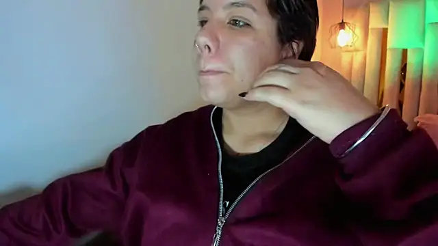 Snapshot of Melissa_Adamsx chatting on November 11, 11:27 am Melissa Adamsx online show from November 11, 11:27 am