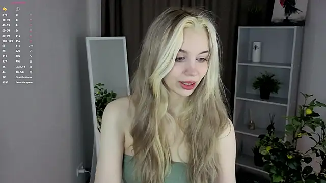 JaymieVigen online show from March 7, 3:13 am