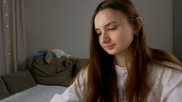 Lelia Vibe online show from February 8, 7:33 pm