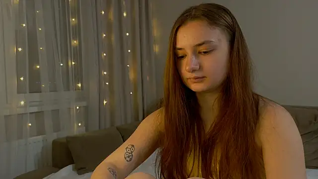 Lelia Vibe online show from April 15, 7:40 pm