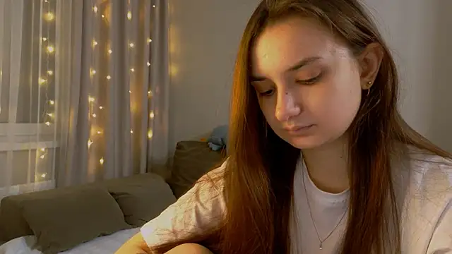 Lelia Vibe online show from March 2, 5:42 pm