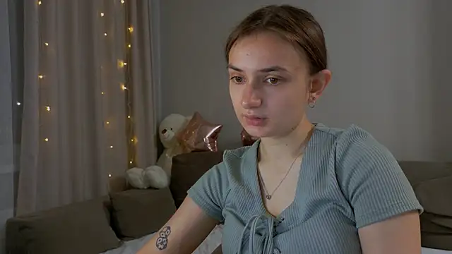 Snapshot of Lelia_Vibe chatting on June 7, 10:26 pm Lelia Vibe online show from June 7, 10:26 pm