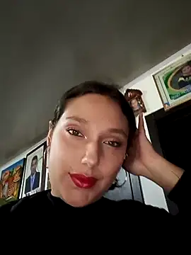 Naughty Samantha online show from January 6, 5:28 pm