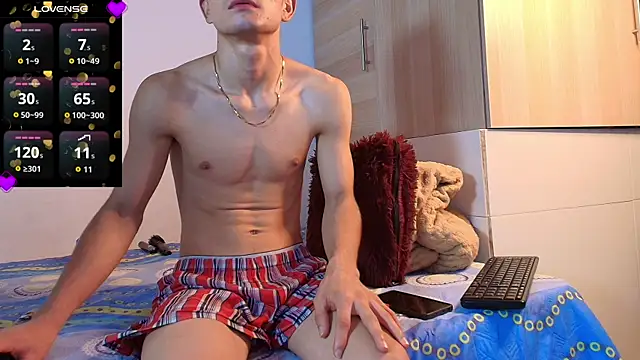 Snapshot of HARVEY_HARDMAN chatting on September 19, 9:08 pm HARVEY HARDMAN online show from September 19, 9:08 pm