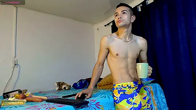 Snapshot of HARVEY_HARDMAN chatting on March 17, 11:02 am HARVEY HARDMAN online show from March 17, 11:02 am