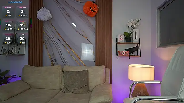 Snapshot of MilaCrave chatting on October 21, 11:31 am MilaCrave online show from October 21, 11:31 am