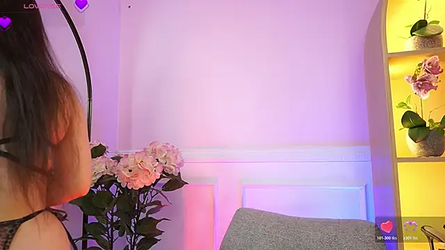 MilaCrave online show from March 26, 11:52 am