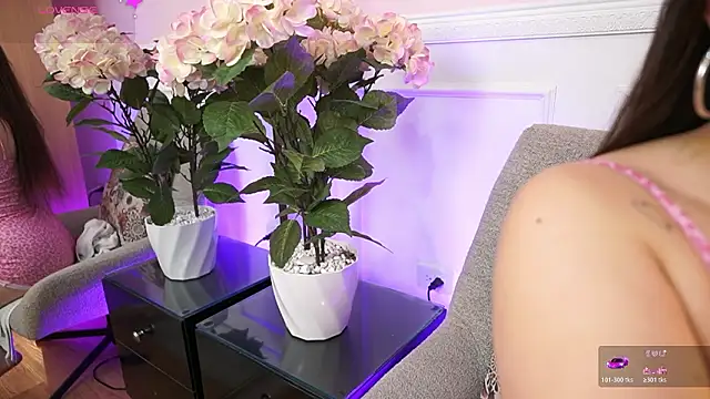 MilaCrave online show from January 17, 11:36 am