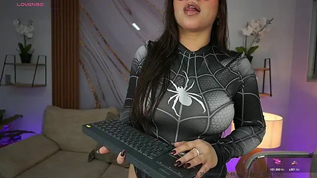 MilaCrave online show from September 30, 11:38 am