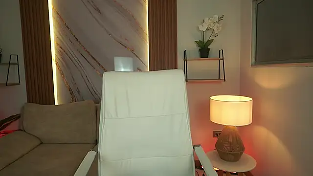 MilaCrave online show from January 9, 11:39 am