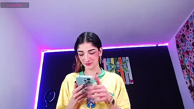 ingrid zese  online show from October 9, 3:01 pm