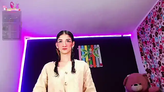 ingrid zese  online show from October 5, 7:15 pm