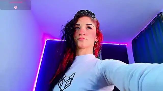 ingrid zese  online show from February 10, 8:08 pm