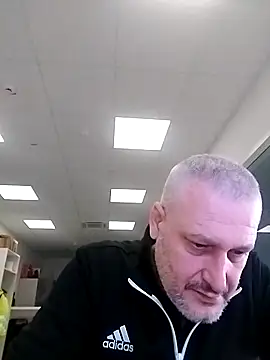 Hisnimin online show from February 4, 11:44 pm