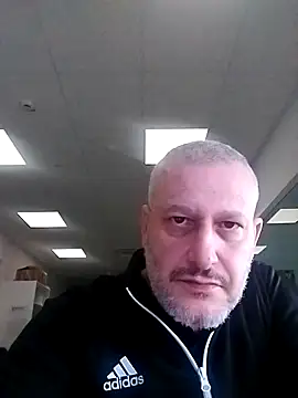 Hisnimin online show from February 7, 6:05 pm