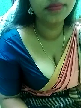 Snapshot of Dimplegirl chatting on November 22, 12:43 am Dimplegirl online show from November 22, 12:43 am