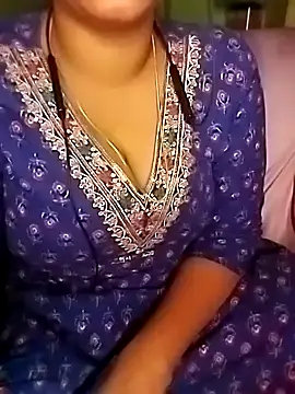 Snapshot of Dimplegirl chatting on October 28, 4:50 pm Dimplegirl online show from October 28, 4:50 pm