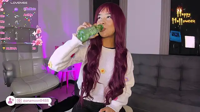 jennie whitee online show from October 27, 11:44 am