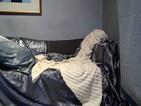 Island Siren online show from January 10, 7:53 pm