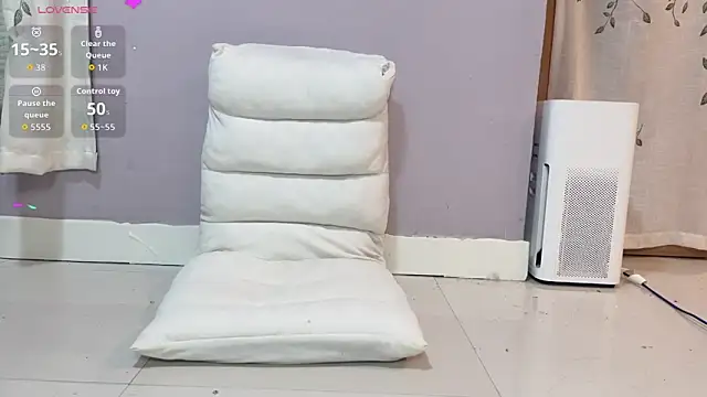 Y2Luvk online show from December 1, 9:04 pm