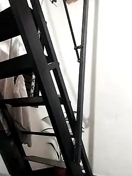 hoteder online show from April 11, 12:29 am