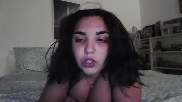 Snapshot of LadySophia03 chatting on December 2, 7:04 pm LadySophia03 online show from December 2, 7:04 pm